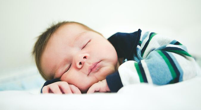 Cuánto debe dormir un bebé recién nacido